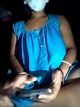 Sonajimo121994 online show from 8, 10, 2025