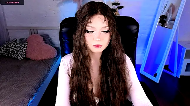 Snapshot of maddymystie chatting on 21, 5, 2026 maddymystie online show from 21, 5, 2026