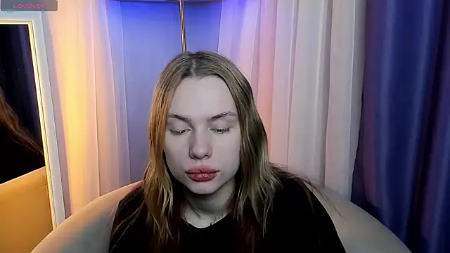 sex instructor vi online show from 22, 3, 2025