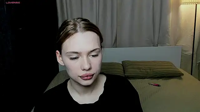 sex instructor vi online show from 19, 3, 2025