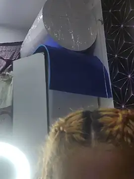 Megann 9 online show from 18, 2, 2026