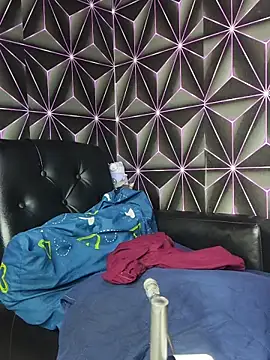 Megann 9 online show from 14, 3, 2026