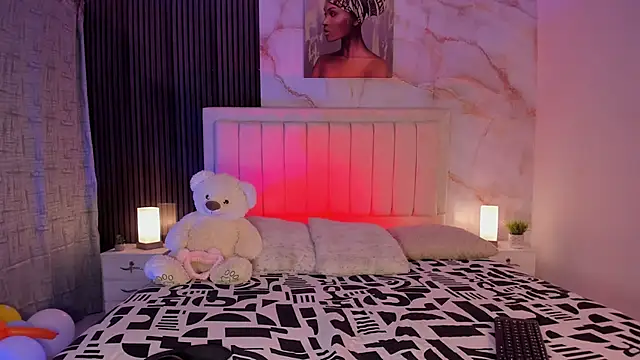 peachandtyron  online show from 22, 9, 2025