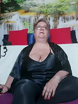 QueenPammy1 online show from 13, 11, 2025