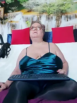 QueenPammy1 online show from 16, 11, 2025