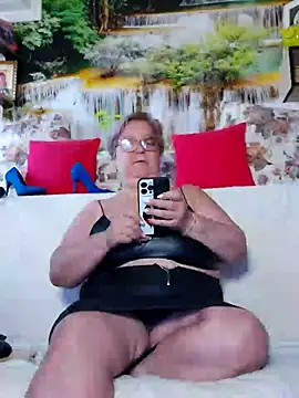 QueenPammy1 online show from 22, 9, 2025