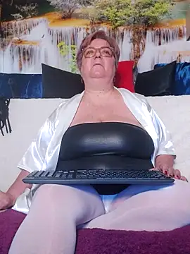 QueenPammy1 online show from 15, 2, 2026