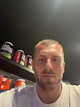 Snapshot of trainwithme chatting on 10, 7, 2026 trainwithme online show from 10, 7, 2026