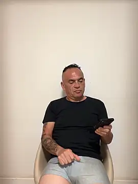 mateocali25 online show from 25, 5, 2026