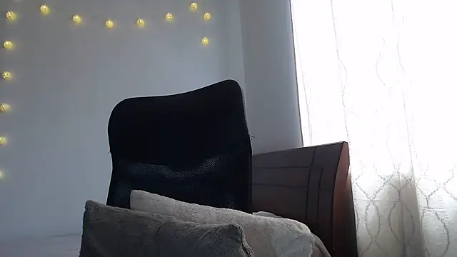 nalafoster online show from 5, 10, 2025