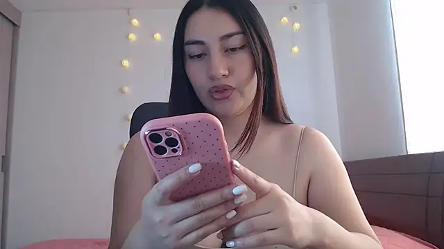 nalafoster online show from 25, 3, 2026