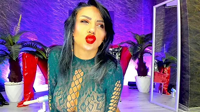 IzabelaTessa online show from 16, 2, 2026