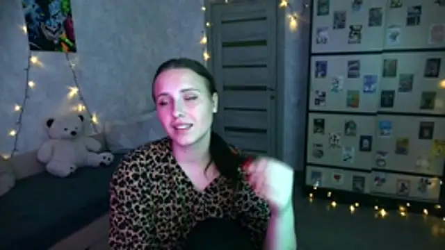 BarbiePieer online show from 23, 11, 2025