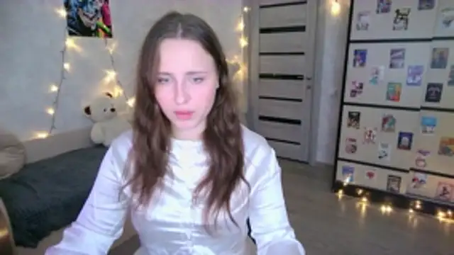 BarbiePieer online show from 13, 11, 2025