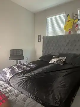 piscesaurora online show from 17, 3, 2025