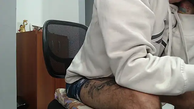 Snapshot of bigdick_monster1 chatting on 15, 9, 2025 bigdick monster1 online show from 15, 9, 2025