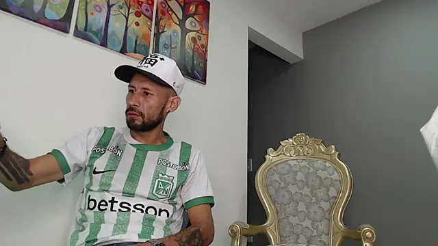 Snapshot of bigdick_monster1 chatting on 20, 11, 2025 bigdick monster1 online show from 20, 11, 2025