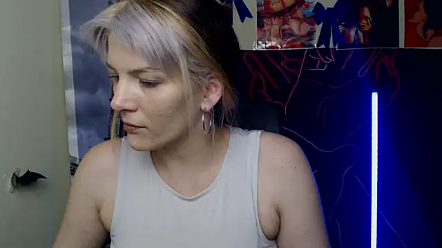 VanessaRey  online show from 18, 5, 2026