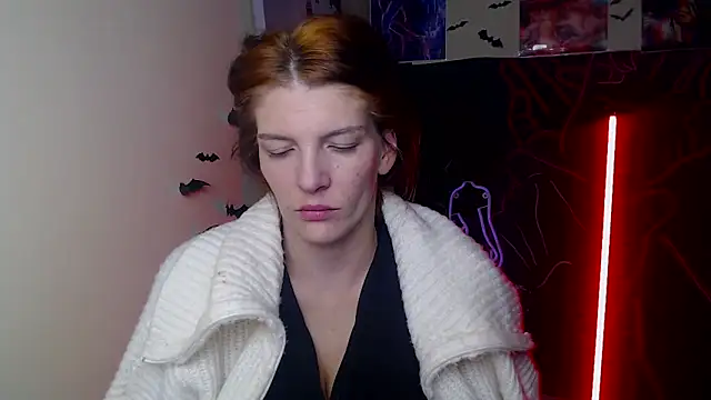 VanessaRey  online show from 17, 11, 2025