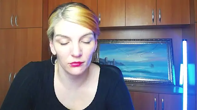 VanessaRey  online show from 4, 3, 2026