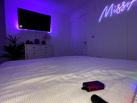 Missalex xo online show from 7, 1, 2026