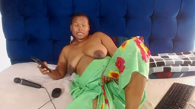 Snapshot of AriesCake chatting on 14, 12, 2025 AriesCake online show from 14, 12, 2025