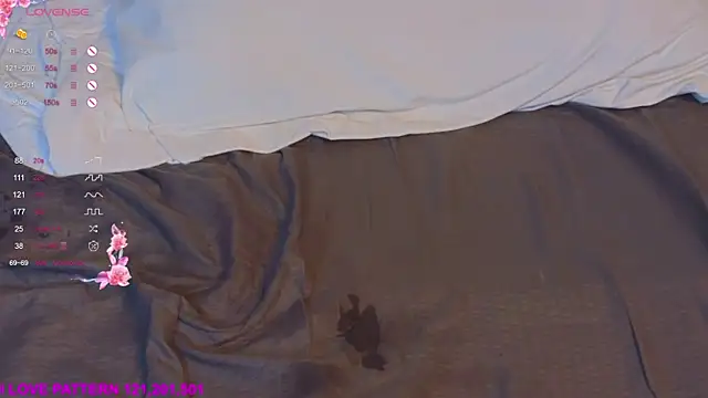 Snapshot of Hollara_Bangg chatting on 25, 6, 2026 Hollara Bangg online show from 25, 6, 2026