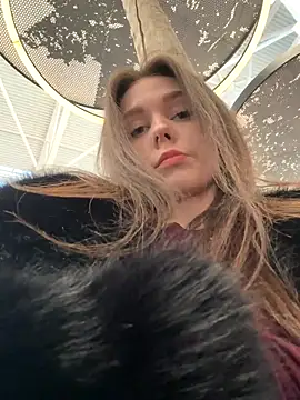 MilaBee online show from 6, 1, 2026