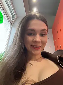 MilaBee online show from 31, 5, 2026