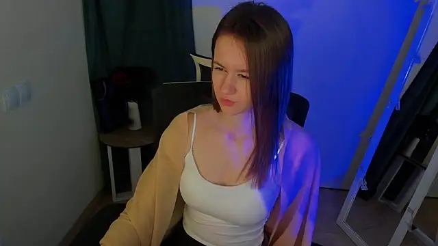 Catherine e online show from 9, 11, 2025