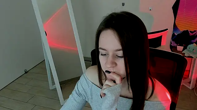 Catherine e online show from 3, 10, 2025