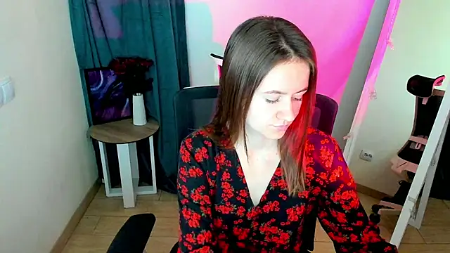 Catherine e online show from 7, 10, 2025