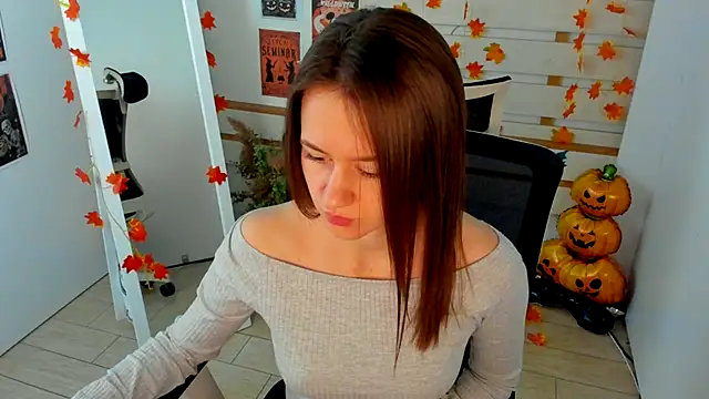 Catherine e online show from 19, 10, 2025