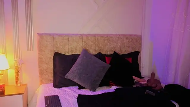 angelinarouse  online show from 19, 3, 2026