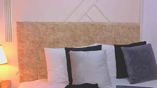 Snapshot of angelinarouse_ chatting on 10, 2, 2026 angelinarouse online show from 10, 2, 2026