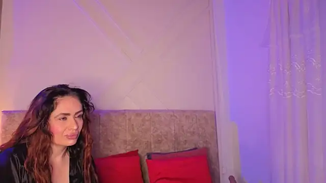 angelinarouse  online show from 6, 5, 2026