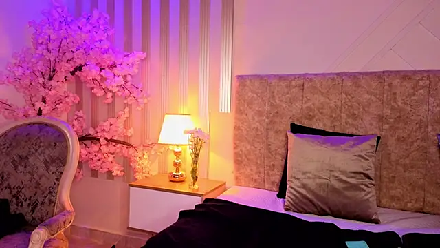 angelinarouse  online show from 12, 3, 2026