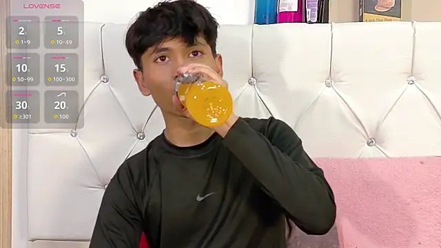 Ethan Westt online show from 27, 11, 2025