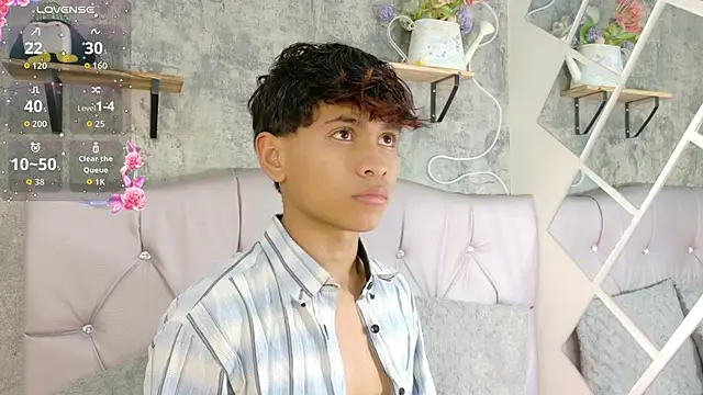 Ethan Westt online show from 17, 4, 2026