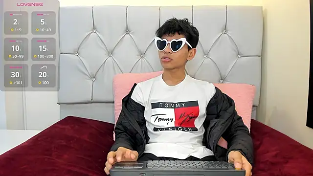 Ethan Westt online show from 21, 3, 2025