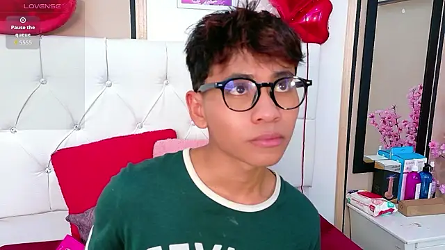 Ethan Westt online show from 9, 3, 2026