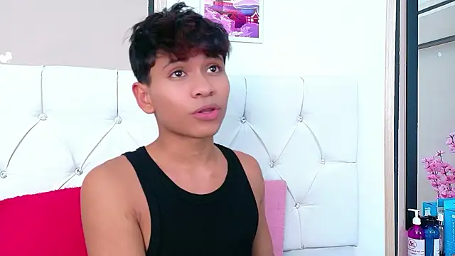 Ethan Westt online show from 19, 3, 2026