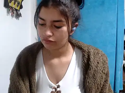 AlanaHotxx online show from 2, 10, 2025