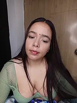 Snapshot of Deepika_padukoneNisha chatting on 22, 9, 2025 Deepika padukoneNisha online show from 22, 9, 2025