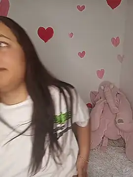 Snapshot of Deepika_padukoneNisha chatting on 27, 9, 2025 Deepika padukoneNisha online show from 27, 9, 2025