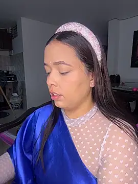 Snapshot of Deepika_padukoneNisha chatting on 20, 10, 2025 Deepika padukoneNisha online show from 20, 10, 2025