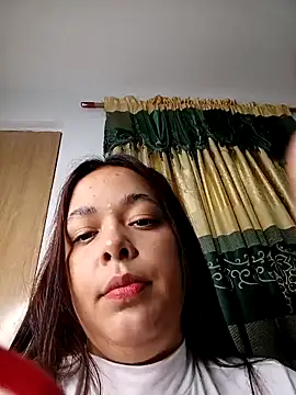 Snapshot of Deepika_padukoneNisha chatting on 12, 9, 2025 Deepika padukoneNisha online show from 12, 9, 2025