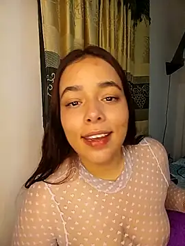 Snapshot of Deepika_padukoneNisha chatting on 10, 9, 2025 Deepika padukoneNisha online show from 10, 9, 2025