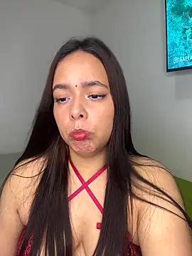 Snapshot of Deepika_padukoneNisha chatting on 17, 9, 2025 Deepika padukoneNisha online show from 17, 9, 2025