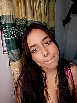 Snapshot of Deepika_padukoneNisha chatting on 15, 9, 2025 Deepika padukoneNisha online show from 15, 9, 2025